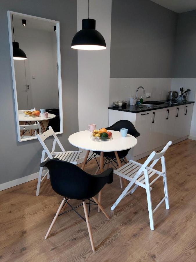 Chill Apartments Expo Slawinska Varsovia Exterior foto